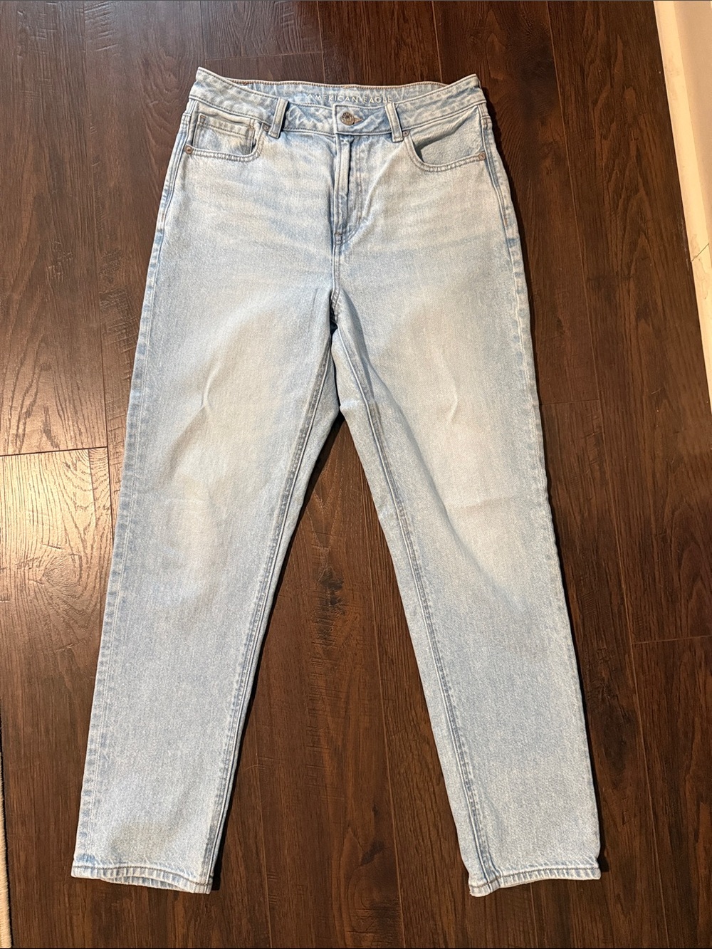 American Eagle Outfitters Light Blue High-Rise Women's Jeans